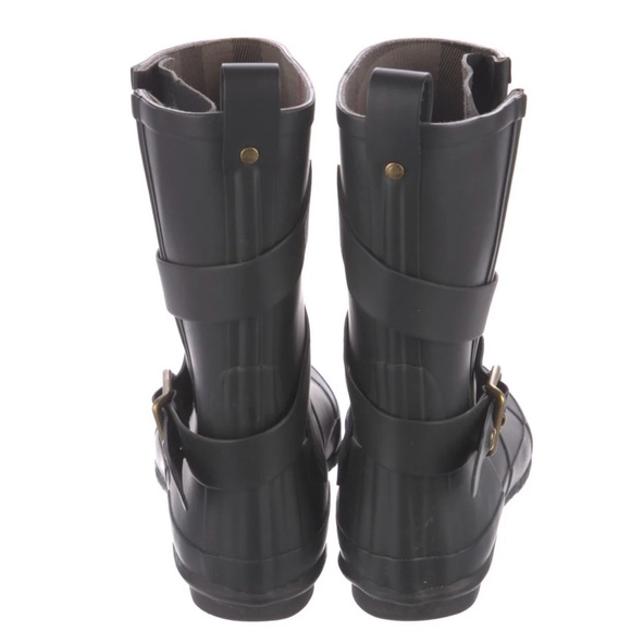 🥾Burberry Rain boots🥾 - Picture 4 of 9